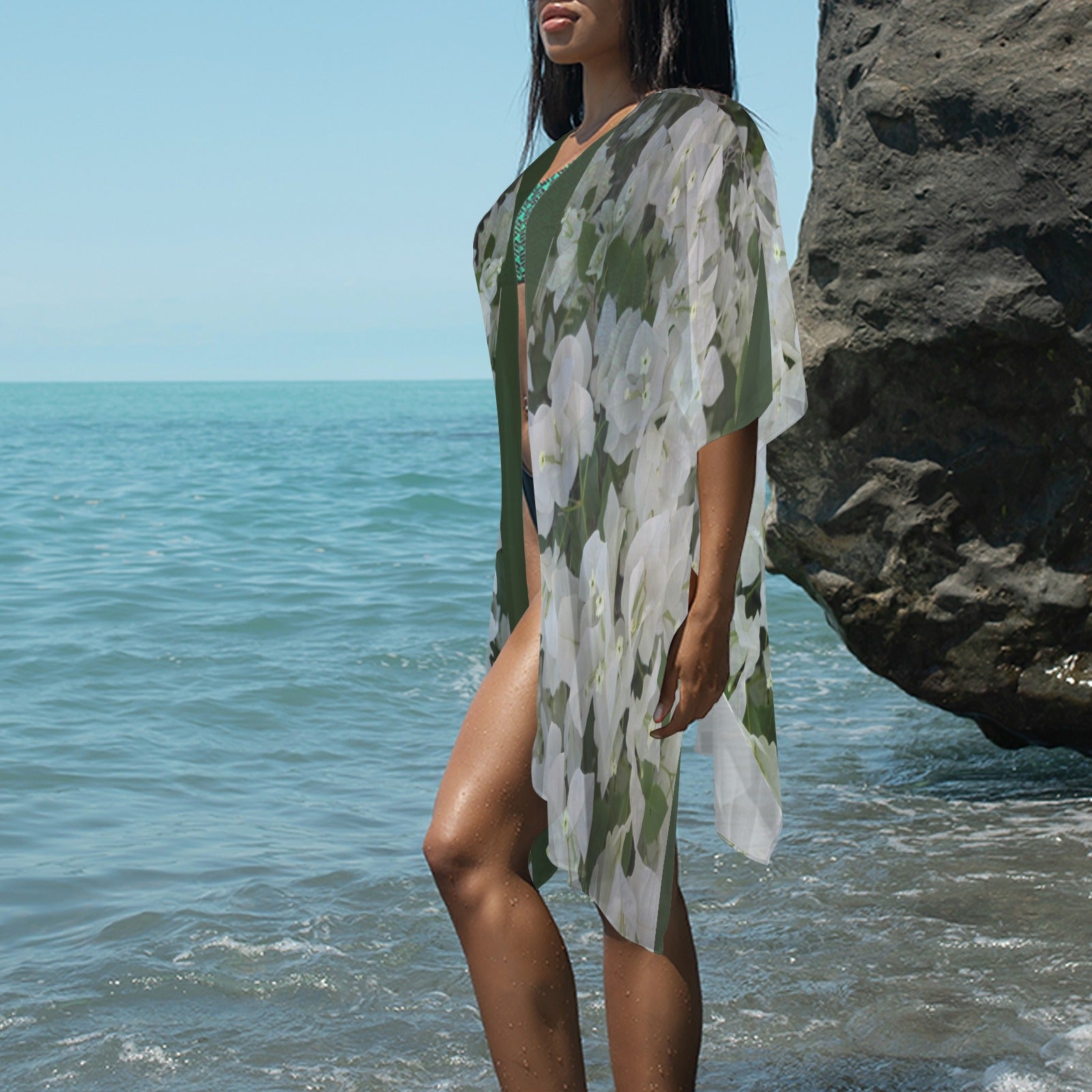 "White & Green" Floral Kimono